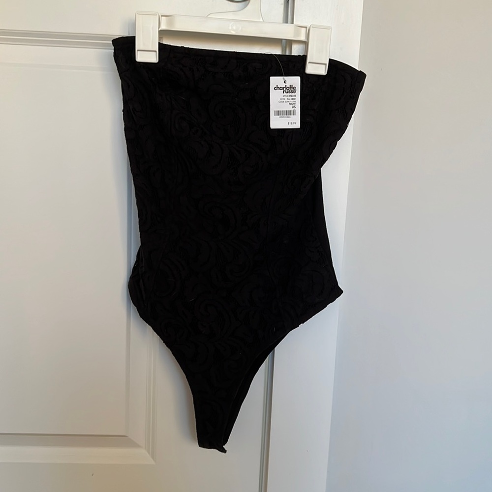 Women’s sleeveless bodysuit